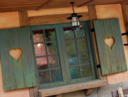 Maurice's Cottage - Fantasyland (Magic Kingdom) - Home to Enchanted Tales with Belle