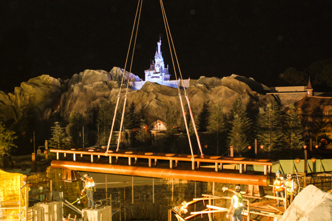 Seven Dwarfs Mine Train - Last piece of the track.