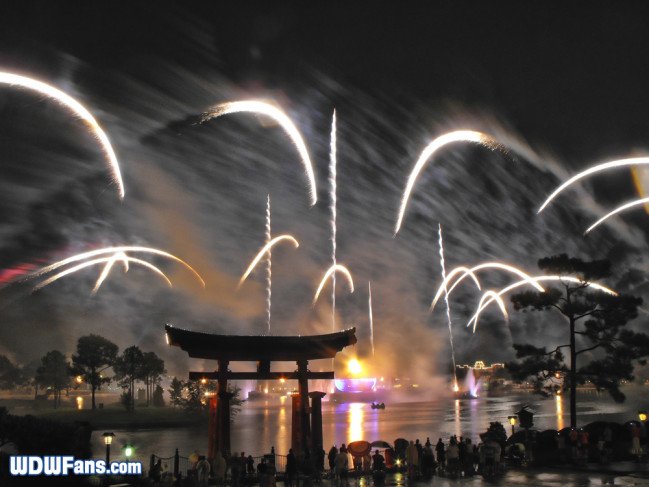 epcot-showcase-japan-fireworks